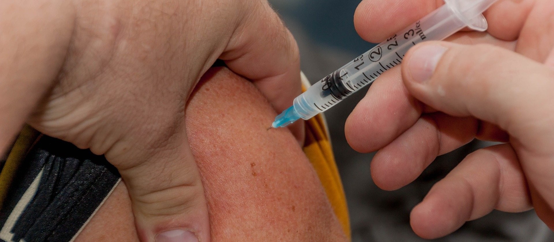 MP exige comprovante da vacina nas escolas e CMEIs de Cascavel