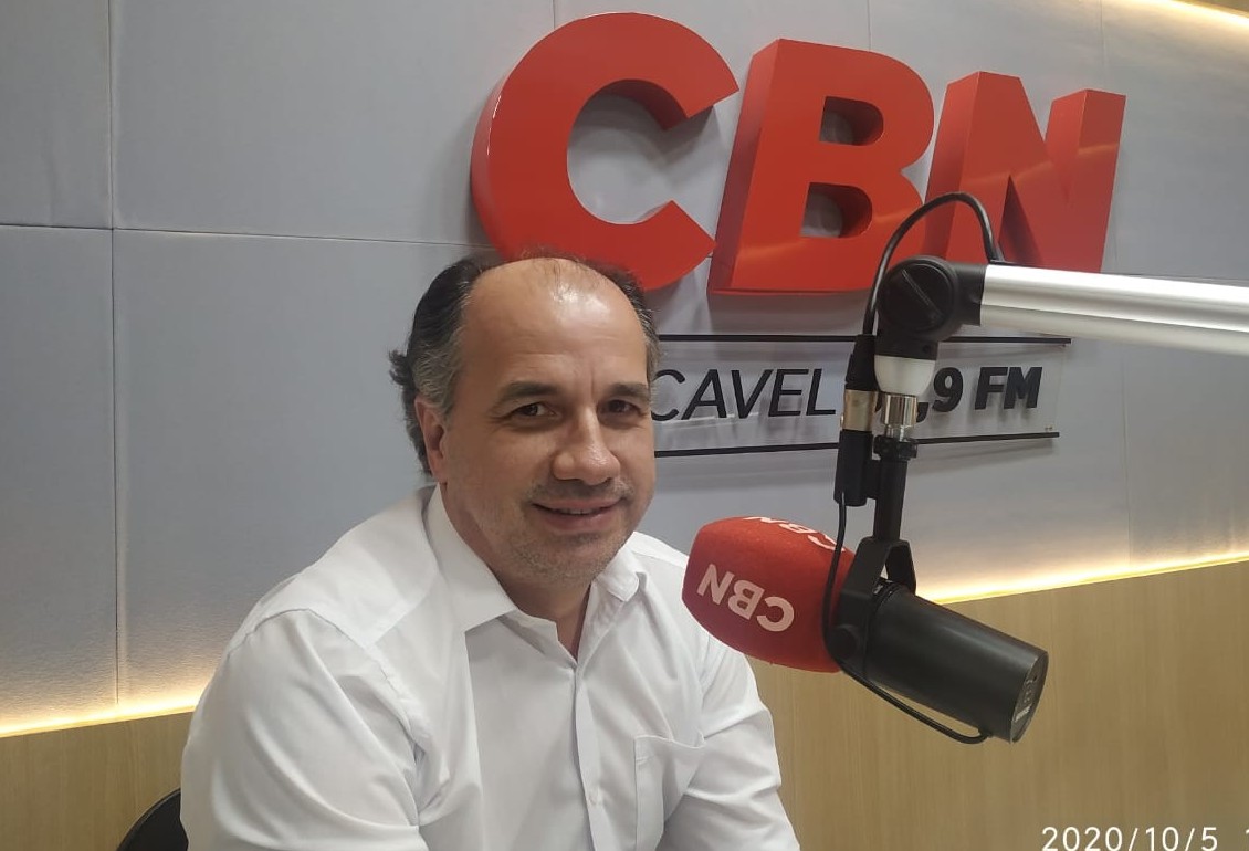 Rádio Colméia pioneira em Cascavel inicia transmissão em FM