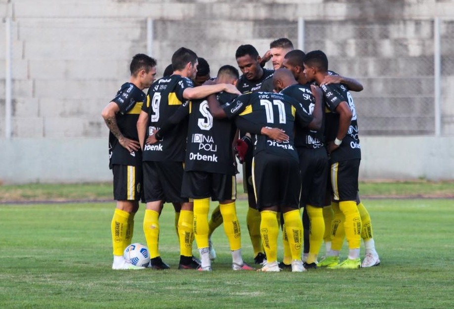 FC Cascavel vence Figueirense de virada e está na próxima fase da Copa do Brasil