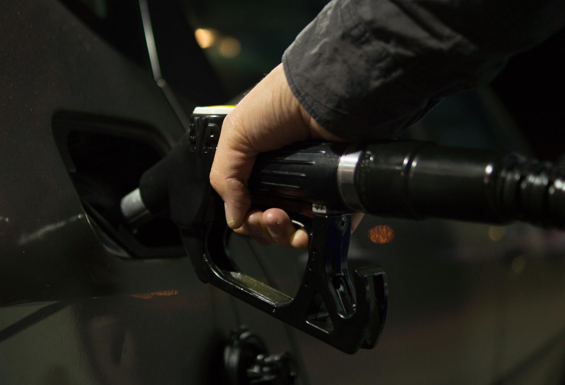 Postos  que não exibirem variação dos preços dos combustíveis poderão pagar multa
