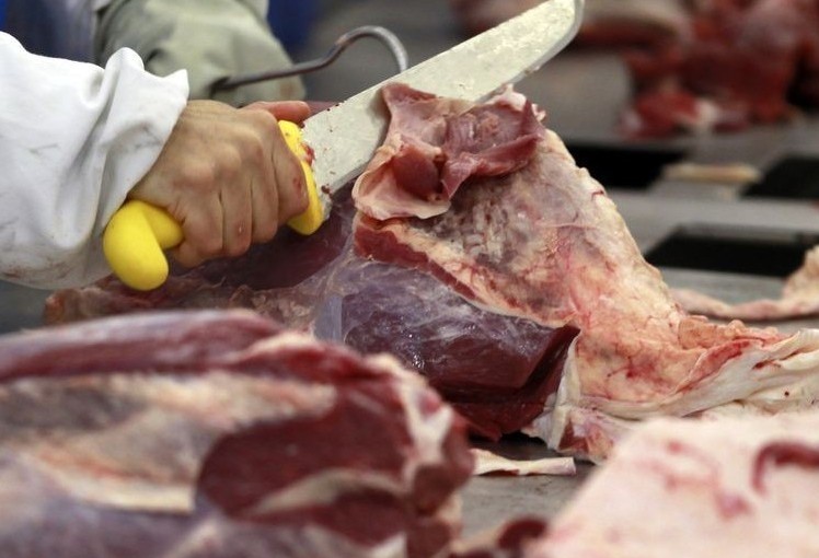 China retoma importações de carne bovina brasileira